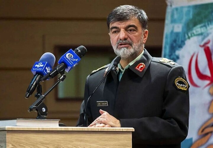 هشدار فرمانده کل انتظامی کشور نسبت به احتمال سوءاستفاده دشمن از چهارشنبه‌سوری