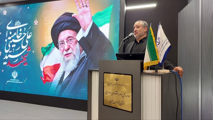 اهمیت تلاش برای انجام خدمت صادقانه و جلب رضایت مردم