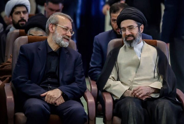 رهبر معظم انقلاب: قاتلان جنایتکار شهیدان باید به‌زودی بهای آن را بپردازند