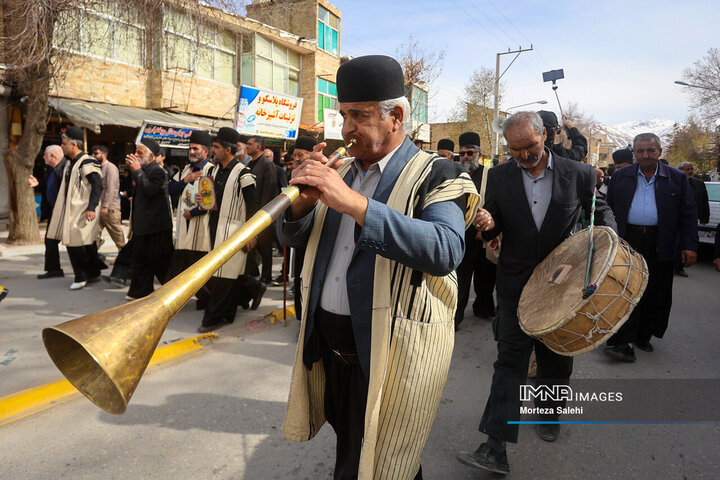 مراسم تشییع و تدفین رئیس شهید سازمان بسیج مستضعفین در فارسان