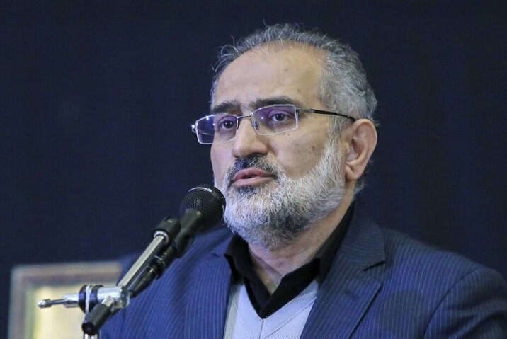 دشمن در میدان ناکام مانده و به جنگ رسانه‌ای پناه برده است