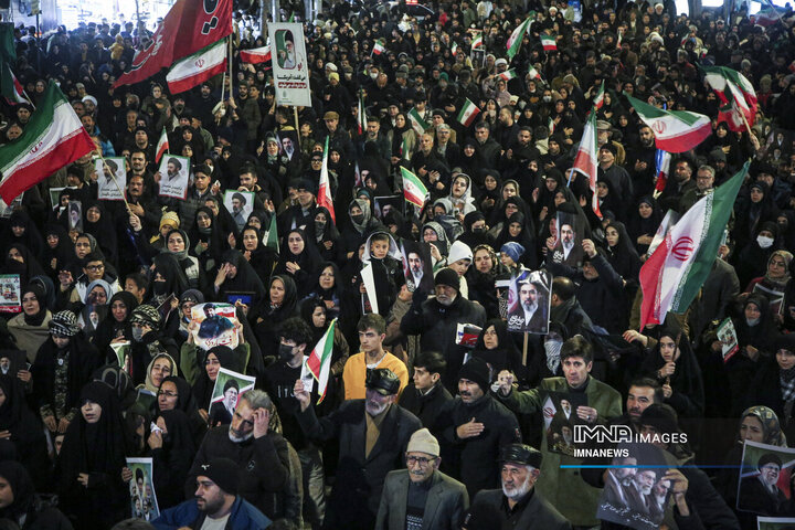 وداع و تشییع شهدای ناو دنا در بجنورد