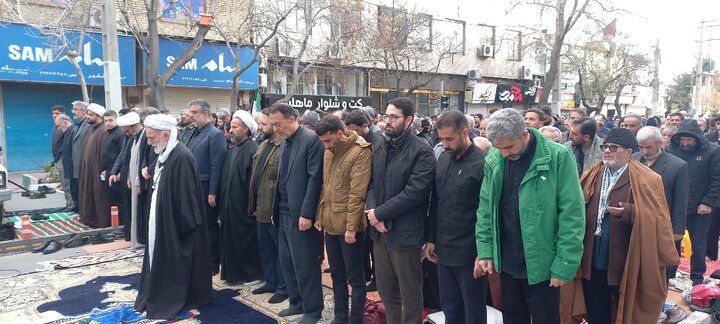 فیلم| برگزاری باشکوه نماز عید فطر در میدان شهدای اراک