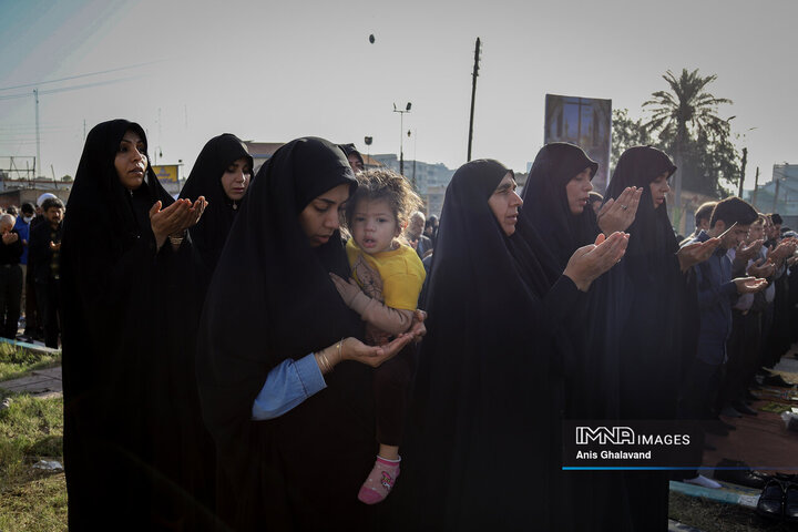 اقامه باشکوه نماز عید فطر در اهواز