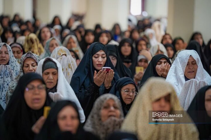 نماز باشکوه عید فطر در شیراز