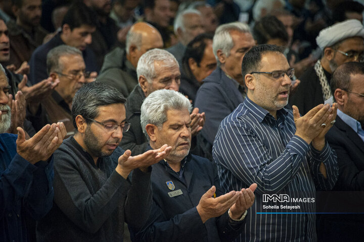 نماز باشکوه عید فطر در شیراز