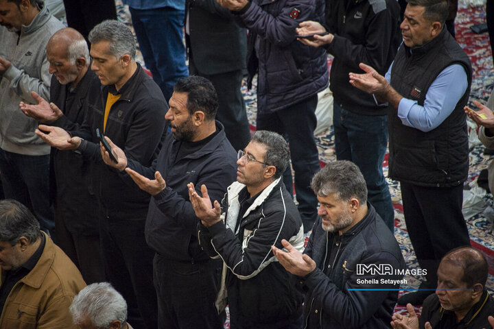 نماز باشکوه عید فطر در شیراز