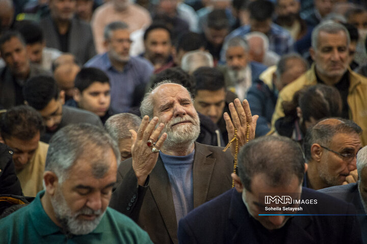 نماز باشکوه عید فطر در شیراز