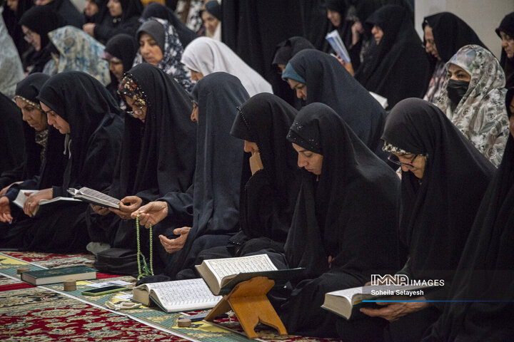 نماز باشکوه عید فطر در شیراز