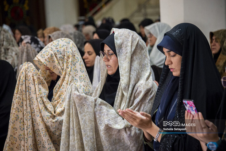 نماز باشکوه عید فطر در شیراز