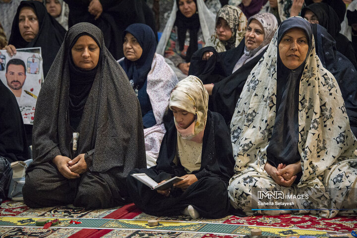 نماز باشکوه عید فطر در شیراز