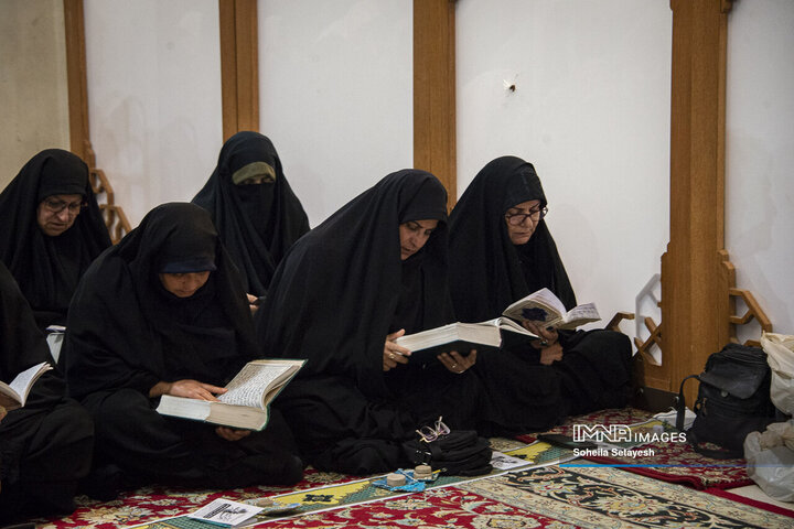نماز باشکوه عید فطر در شیراز