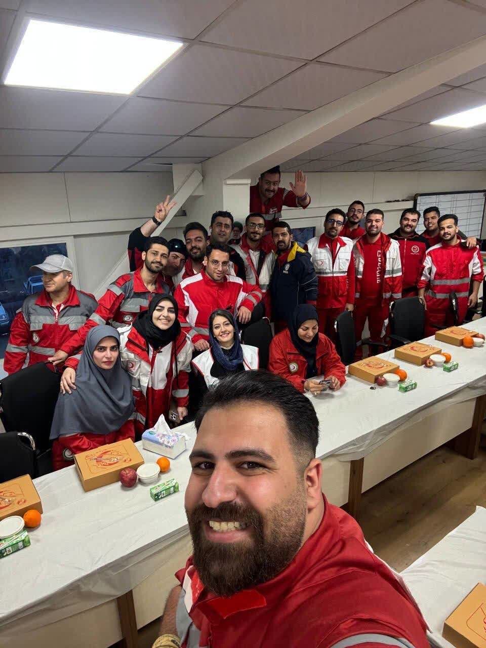 خط مقدم هنر؛ وقتی خاک وطن، خطمشی واقعی سلبریتیها را مشخص میکند