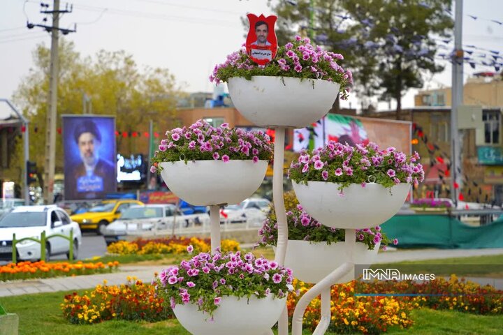 اجرای اقدامات و عملیات آماده‌سازی شهر برای استقبال از بهار در منطقه ۱۵ اصفهان