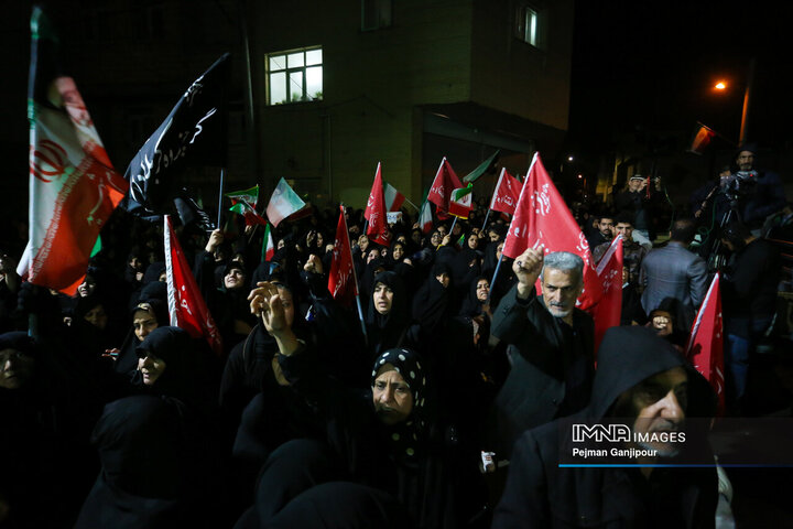 مراسم وداع با 5 شهید خانواده نصر آزادانی