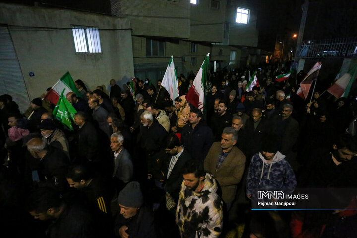 مراسم وداع با 5 شهید خانواده نصر آزادانی