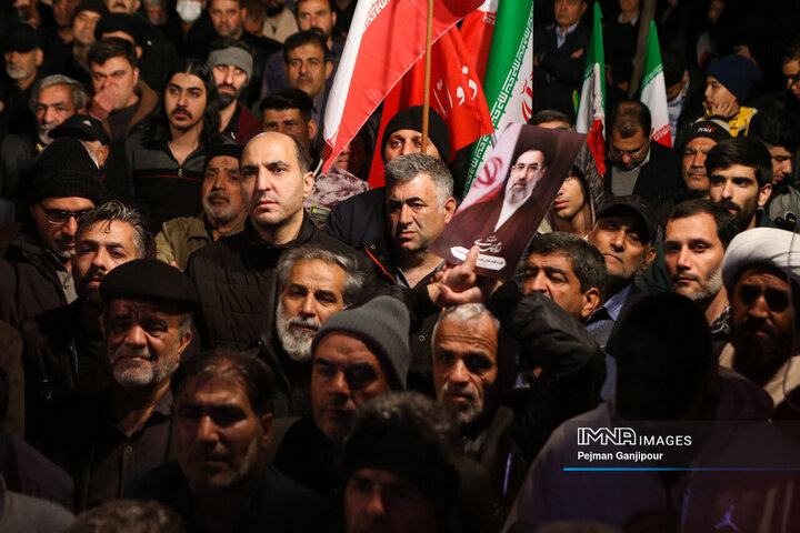 مراسم وداع با 5 شهید خانواده نصر آزادانی