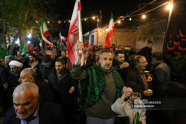 مراسم وداع با 5 شهید خانواده نصر آزادانی