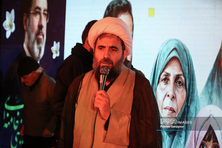 مراسم وداع با 5 شهید خانواده نصر آزادانی