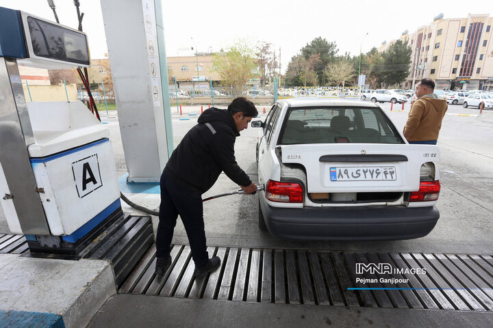 بازدید معاون حمل‌ونقل و ترافیک شهرداری اصفهان از واحدهای خدمت‌رسان شهری