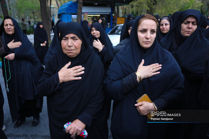 تشییع تعدادی از شهدای تجاوز آمریکایی صهیونی در اصفهان