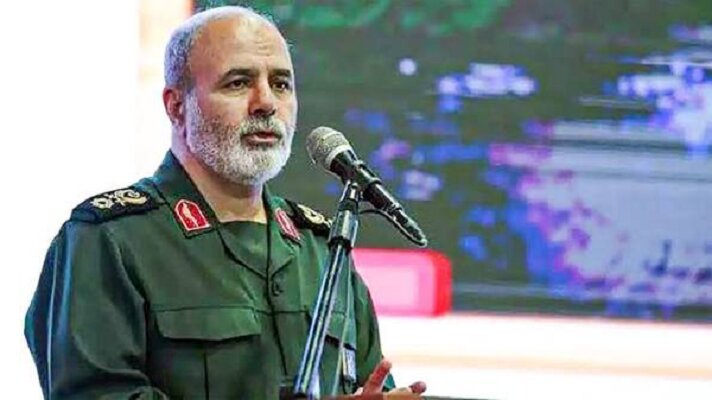نه با تهدید عقب می‌نشینیم، نه با هیاهو و نمایش‌های توخالی