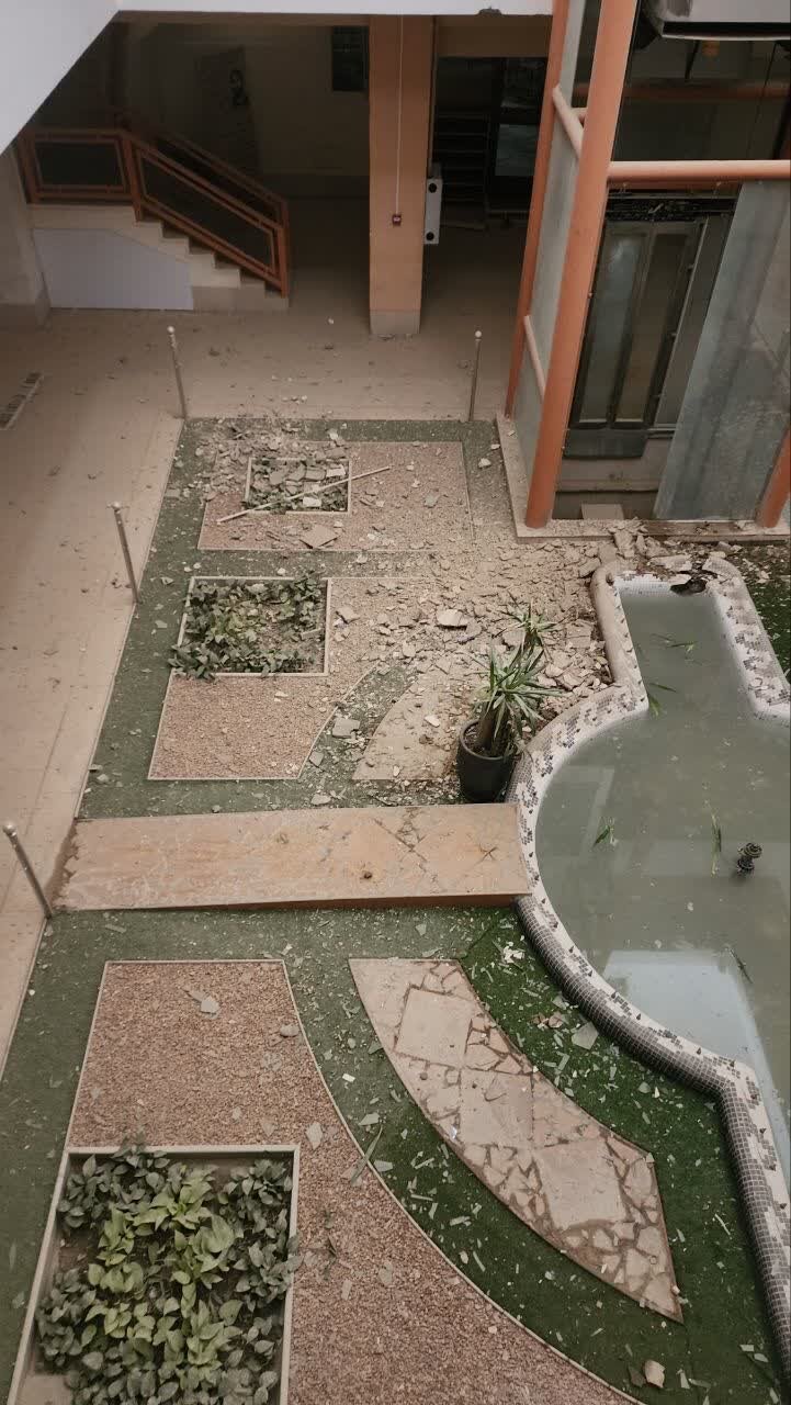 خسارت به ساختمان شرکت عمران بهارستان در حمله آمریکایی صهیونی