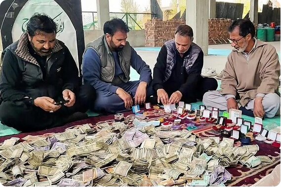 قلبهای طلایی کشمیر پیشکش به ایرانیان درگیر جنگ