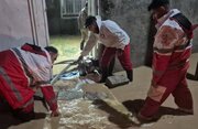 وقوع سیلاب و آبگرفتگی در ۲۵ شهرستان فارس/ امدادرسانی هلال‌احمر به حادثه‌دیدگان