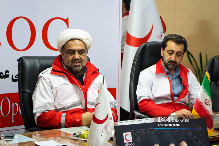 حضور اعضای تیم ملی هندبال ساحلی در جمعیت هلال احمر اصفهان