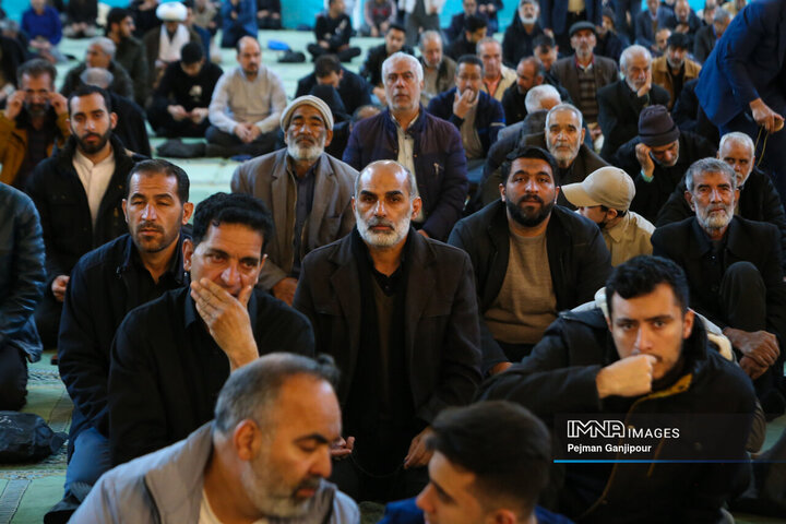 اولین نماز جمعه سال 1405 اصفهان