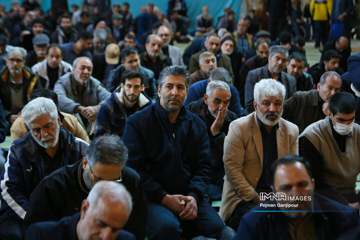 اولین نماز جمعه سال 1405 اصفهان