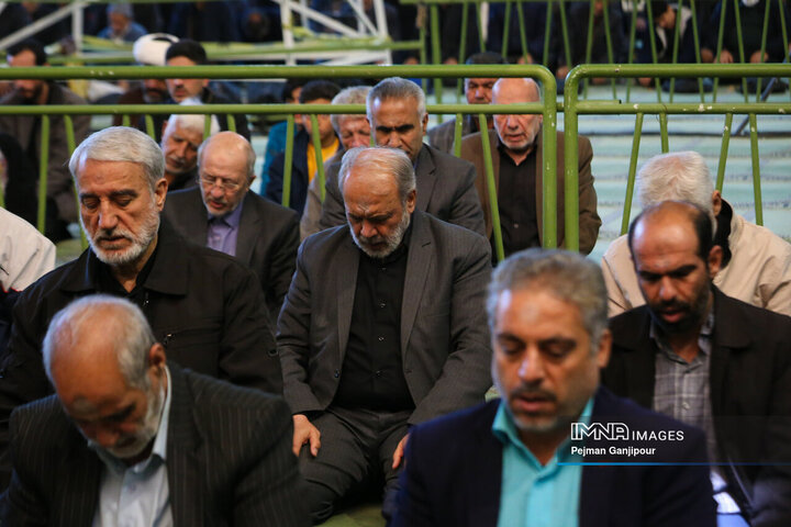 اولین نماز جمعه سال 1405 اصفهان