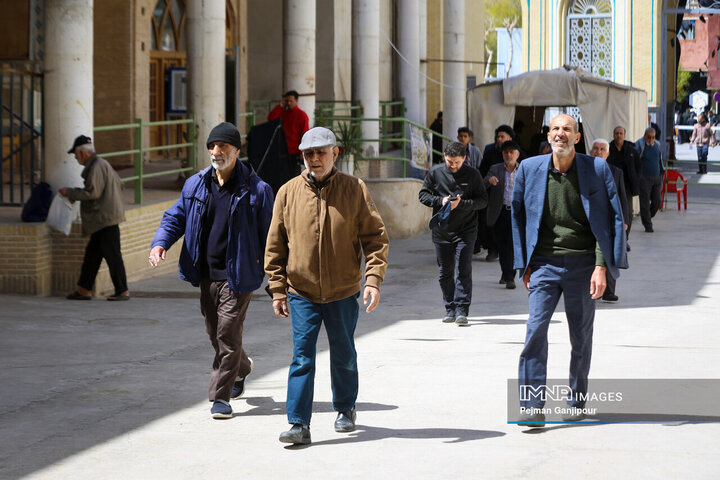 اولین نماز جمعه سال 1405 اصفهان
