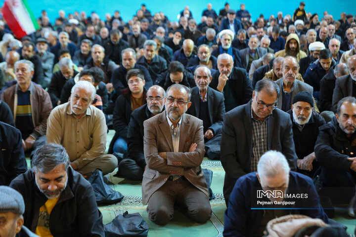 اولین نماز جمعه سال 1405 اصفهان