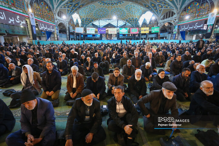 اولین نماز جمعه سال 1405 اصفهان