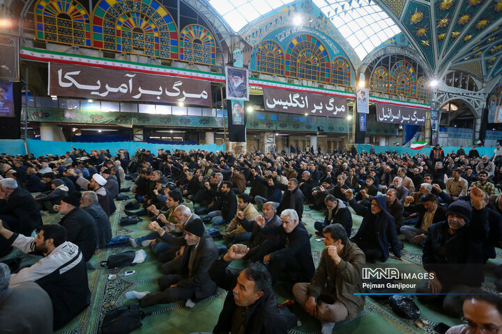اولین نماز جمعه سال 1405 اصفهان