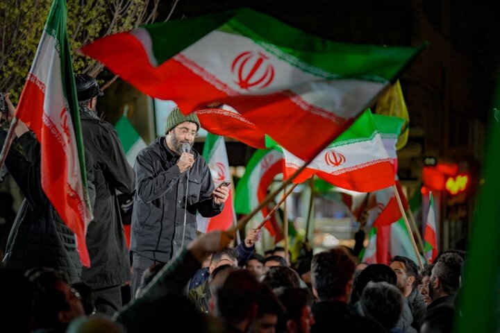 نماهنگ «پرچم کفن ماست، ایران وطن ماست» با صدای سیدرضا نریمانی منتشر شد