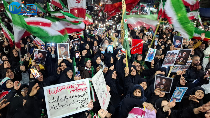 دفاع مقدس از نگاه پلاکاردهای مقاومت
