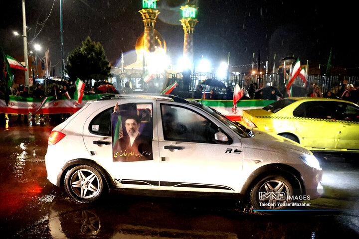 پیمان استوار؛  شب مقاومت همدان زیر باران