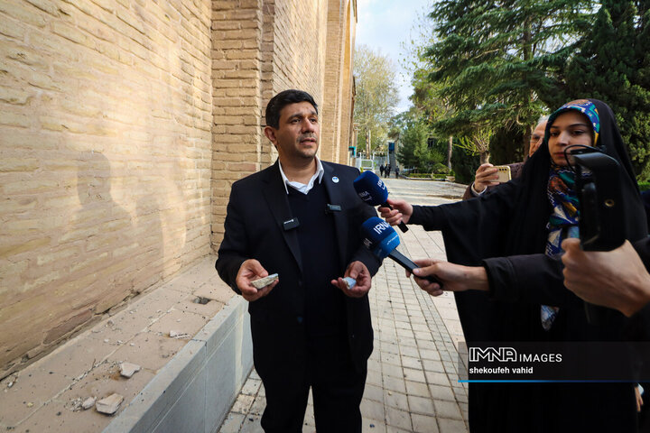 بازدید دبیرکل ملی یونسکو در ایران از آثار تاریخی آسیب دیده اصفهان