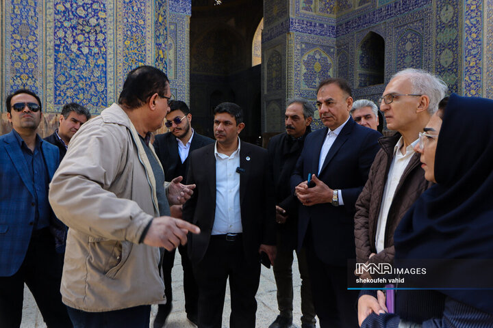 بازدید دبیرکل ملی یونسکو در ایران از آثار تاریخی آسیب دیده اصفهان