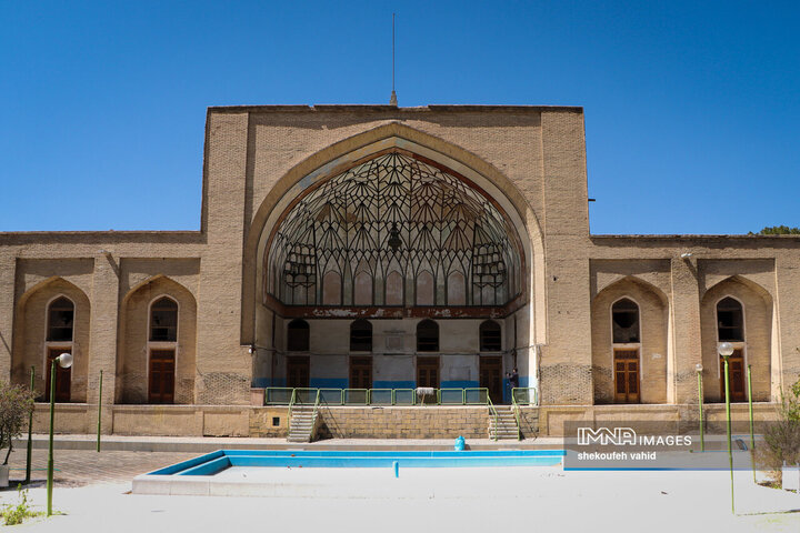 بازدید دبیرکل ملی یونسکو در ایران از آثار تاریخی آسیب دیده اصفهان