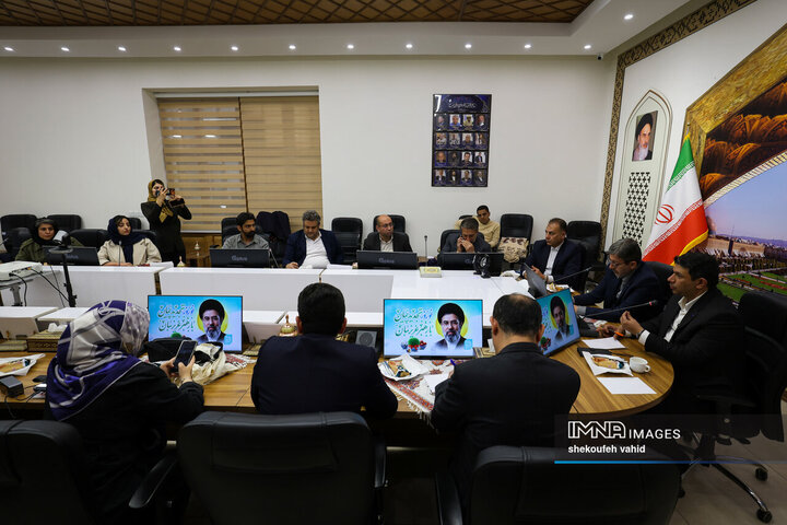 نشست مشترک دبیرکل کمیسیون ملی یونسکو  و استاندار اصفهان