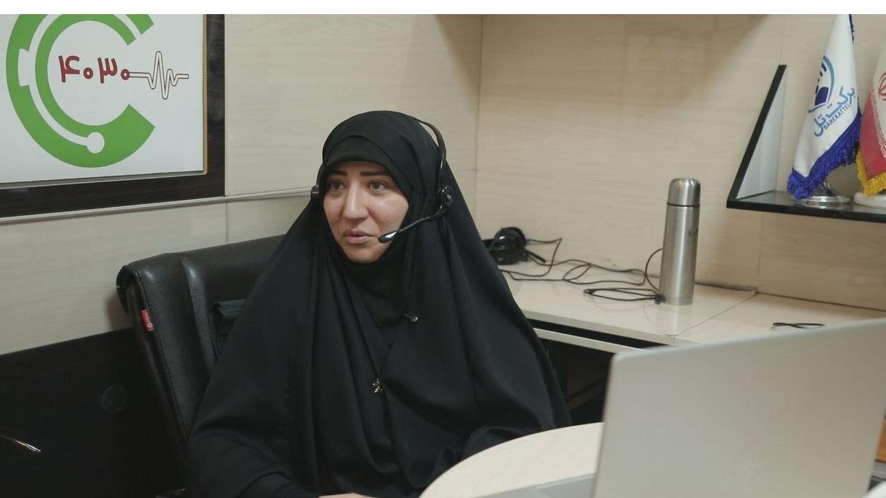 پاسخگویی به بیش از ۱۲۷ هزار تماس و مشاوره روانی در سامانه ۴۰۳۰ هلال احمر