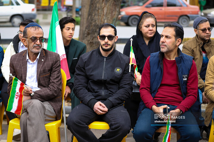 ادای احترام کلیمیان اصفهان به کودکان شهید میناب