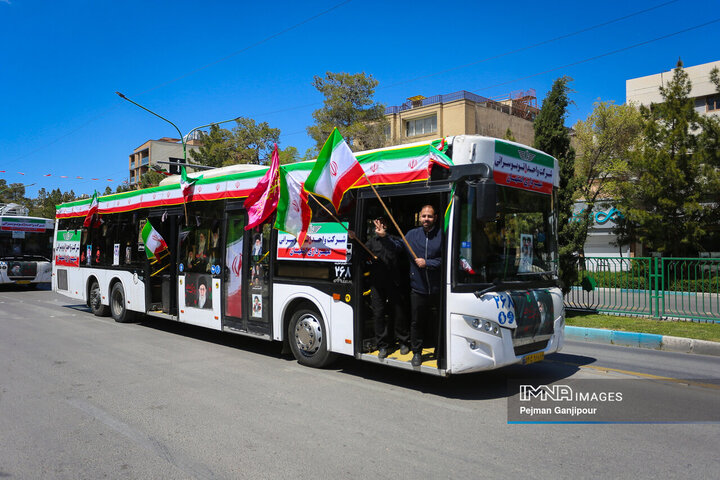 کاروان خودرویی مردم اصفهان در روز «جمهوری اسلامی»