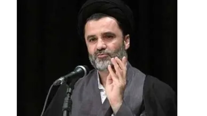 هرگونه سازش با نظام سلطه و آمریکا را قاطعانه رد می‌کنیم