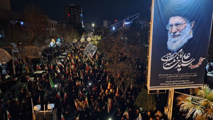 سی‌ و دو شب حماسه ، سی‌ و دو شب اقتدار