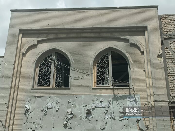 آثار تجاوز آمریکایی-صهیونی به حسینیه اعظم زنجان